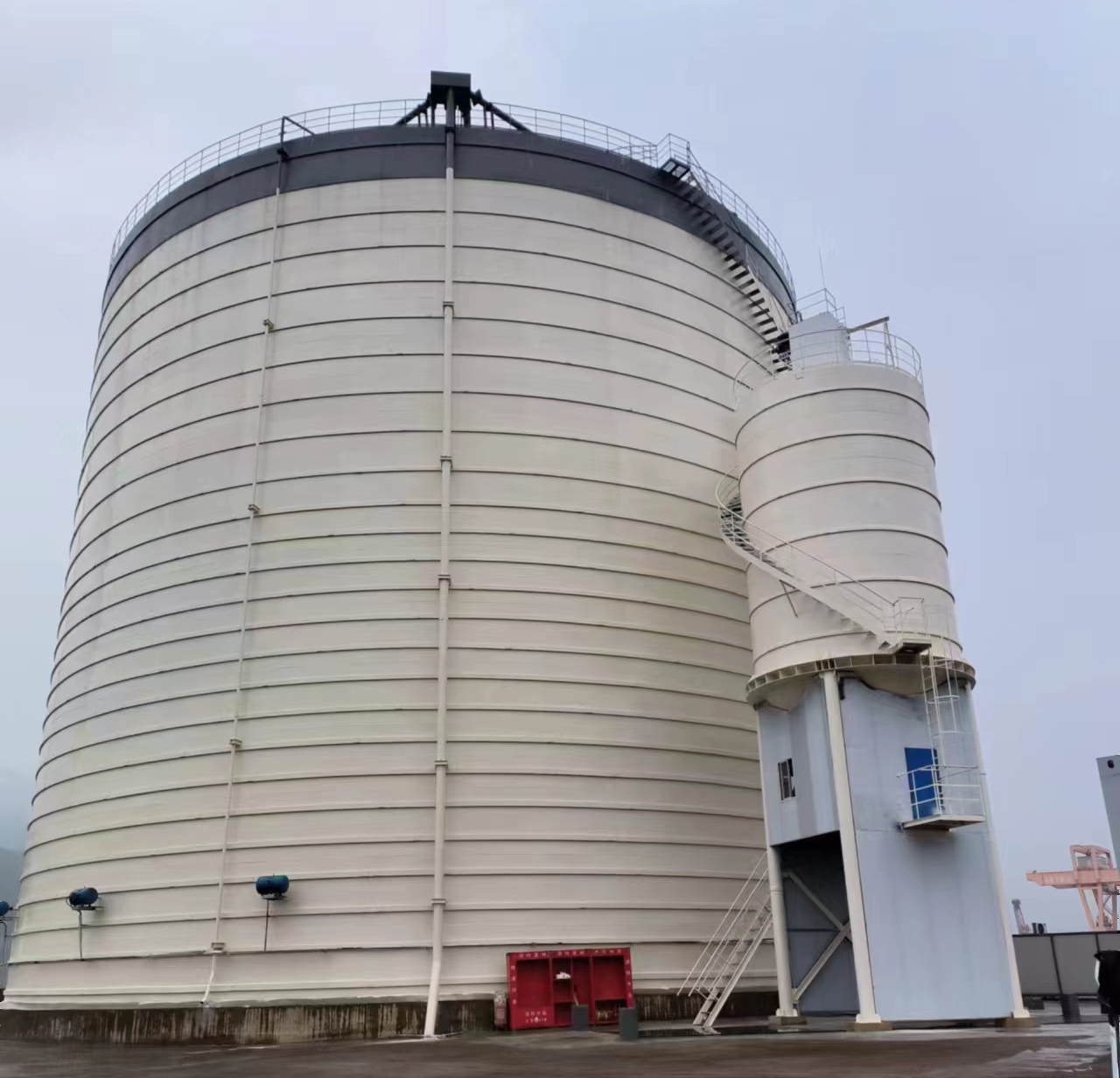 长安10万吨水泥钢板库